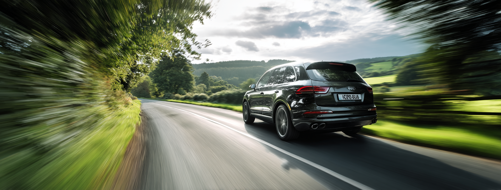 motion_44081_SUV_speeding_down_a_rural_road_three-quarter_ang_c218e0e1-0c97-4da9-8012-6630498a5627_0